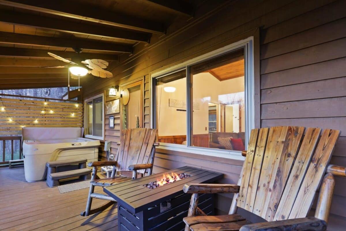 Mountain Views Hot Tub Firepit Close To Town Blue Ridge Exterior foto